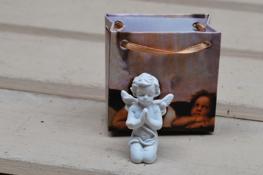 Miniatura: ANIOŁEK W TOREBCE