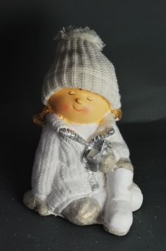 Miniatura: DZIECKO CERAMICZNE-DZIEWCZYNKA