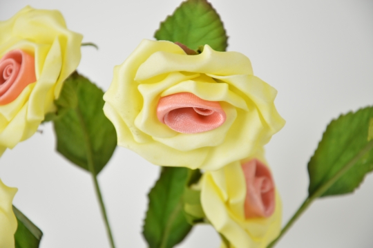 Miniatura: Różyczka Piankowa z Atłasem mix 4 kolorów