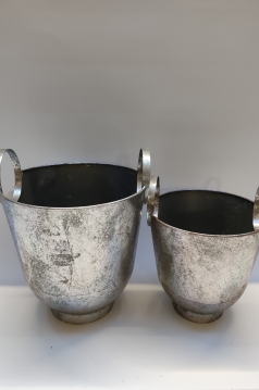 Miniatura: Osłonki metalowe z uchwytami